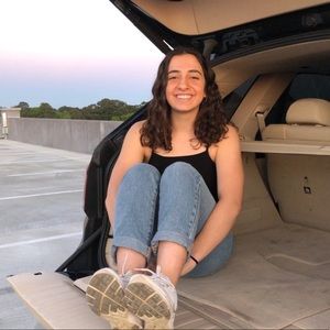 Meet your Posher, Armita